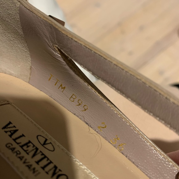 VALENTINO studded flat never worn - Picture 5 of 5